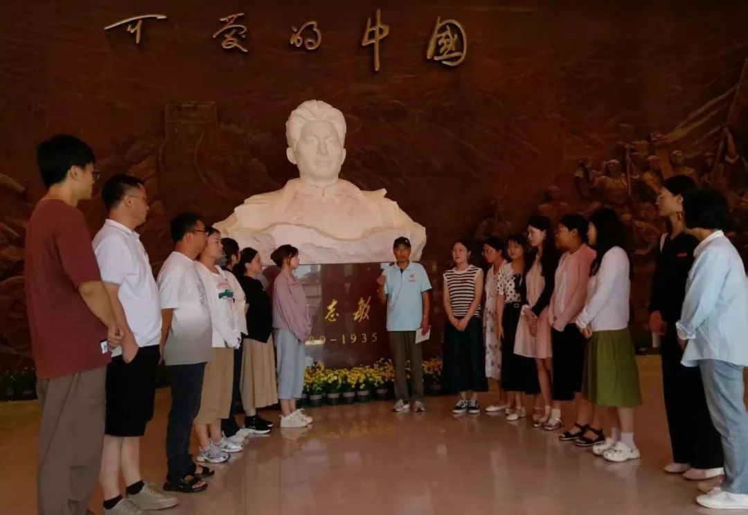 正在上傳...